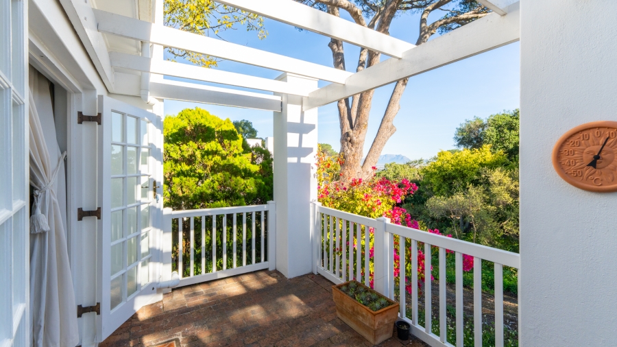 3 Bedroom Property for Sale in Zevenwacht Farm Village Western Cape